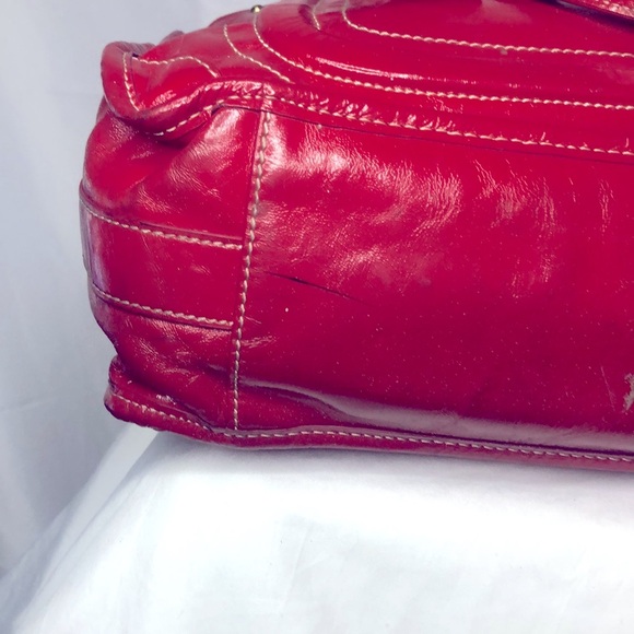 BO BO BAGS red patent genuine leather handbag. - Picture 9 of 16